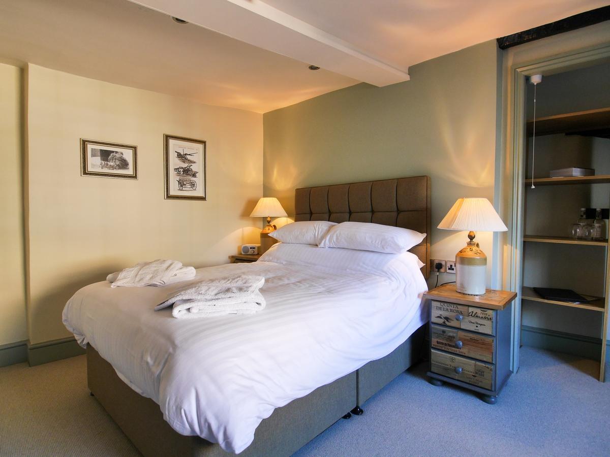 The Fox Otel Chipping Norton Dış mekan fotoğraf